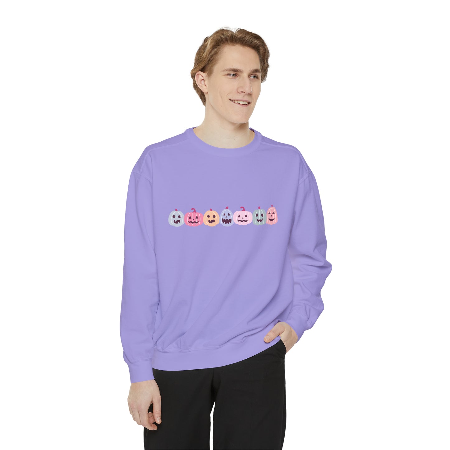 Pastel Pumpkin Sweatshirt, Halloween Pumpkin Sweater, Fall Sweatshirt, Pumpkin Halloween Crewneck, Cute Spooky Season, Pink Comfort Colors