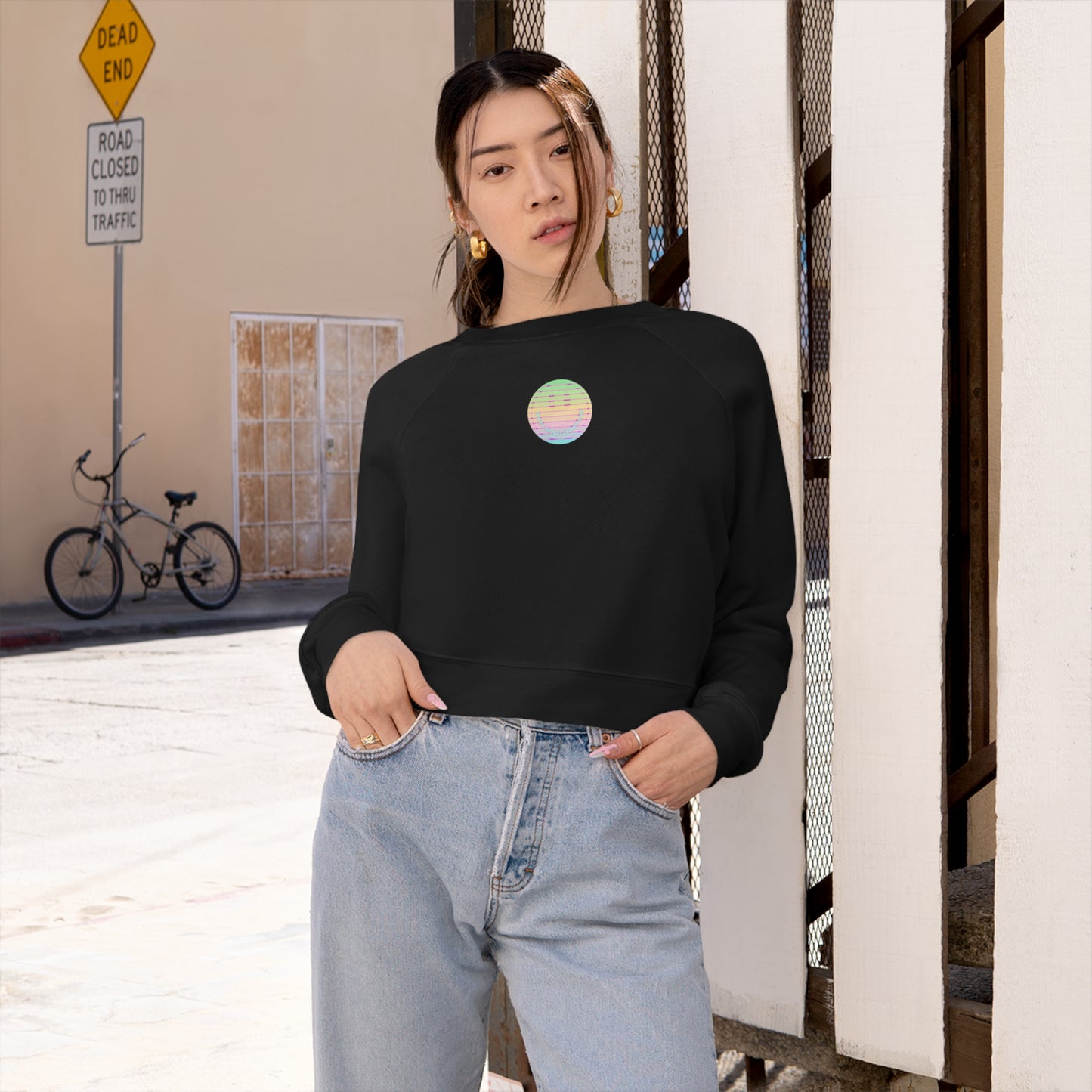 Aesthetic Cropped Sweatshirt, Smile Face Crop Top, Happy Spirit Happy Life Sunset Smile Cropped Top, Women's Cropped Fleece Pullover