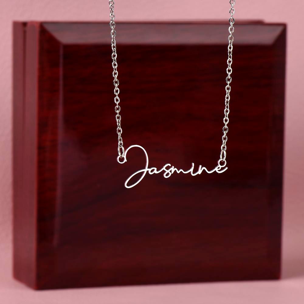 Personalized 18K Gold Name Necklace